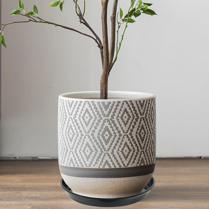 6 8 10 inch Plant Saucer, Heavy Sturdy Plastic Planter Trays Pot Tray for Indoor Outdoor, Plant Water Plate Drip Trays for Pots, (12 Pcs, Black)