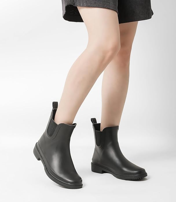 Women's Short Rain Boots Rubber Waterproof Comfortable Rainbooots Ankle Chelsea Boots Women Mud Garden Shoes for Outdoor Gardening,Farming