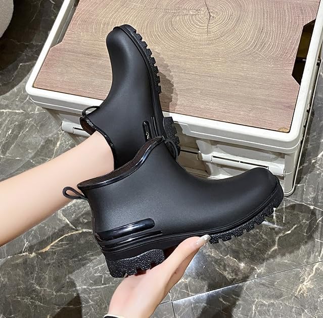 Women's Short Rain Boots Non-slip Wear-Resistant Short Boots Outdoor Work Garden Boots Fashionable Waterproof Ankle Rain Boots