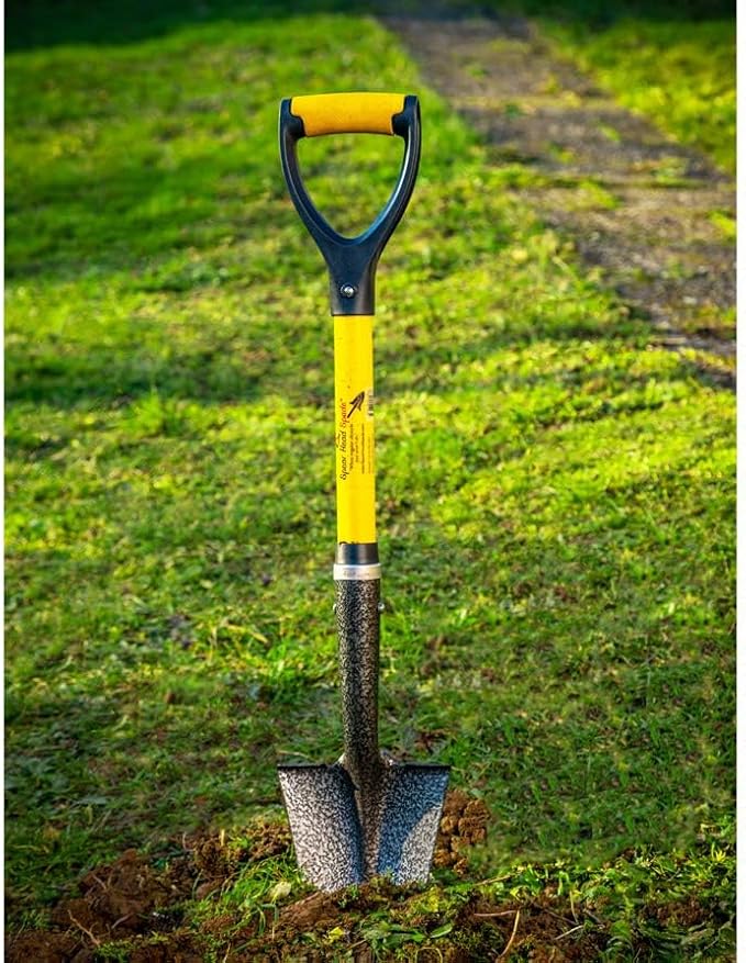Spear Head Spade SHMini 30" Mini Shovel - Small Shovel with a 6" x 8" Beveled Blade, Steel-Reinforced Fiberglass Short Handle & a Cushioned D-Grip - Small Gardening Spade for Precision Digging