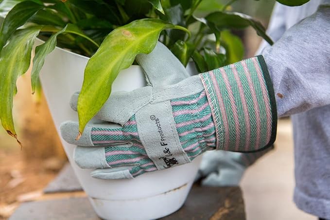 JustForKids Kids Work and Gardening Gloves with Rubberized Safety Cuff, Children and Youth age 6 Years Old, Premium Leather and Cotton