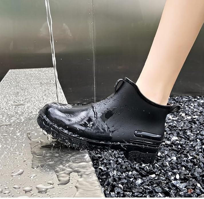 Women's Short Rain Boots Non-slip Wear-Resistant Short Boots Outdoor Work Garden Boots Fashionable Waterproof Ankle Rain Boots