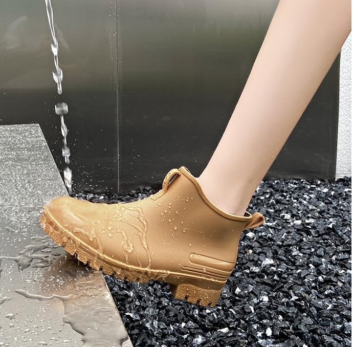 Women's Short Rain Boots Non-slip Wear-Resistant Short Boots Outdoor Work Garden Boots Fashionable Waterproof Ankle Rain Boots