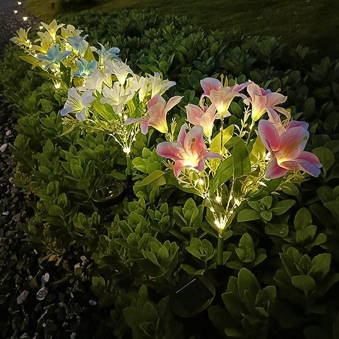 Garden Solar Lights Flowers, Automatic Lighting at Night, Waterproof Garden Decor for Yard Patio Pathway Lawn, Gardening Gifts for Women, Christmas Decoration, 7 Flowers (Lily - Blue, 1)