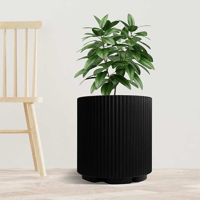 Kozyard Round Planter 16’’H Plant Pots for Indoor Outdoor Porch, Patio, Backyard Planters with Water Reservoir Modern Décor for Tall Plants, Flowers (16inch/Black)