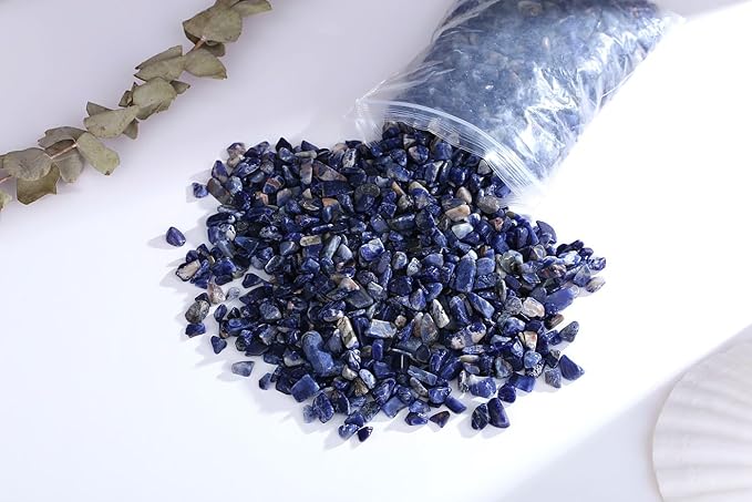 QINJIEJIE Blue Sodalite Crystals Chips Natural Stone Gravel Bulk Crushed Rocks Pieces Polished Quartz Stone 0.55Lbs Decorative Fish Tank Pebbles Vase Filler Irregular Shaped Tumbled Gemstone for Home
