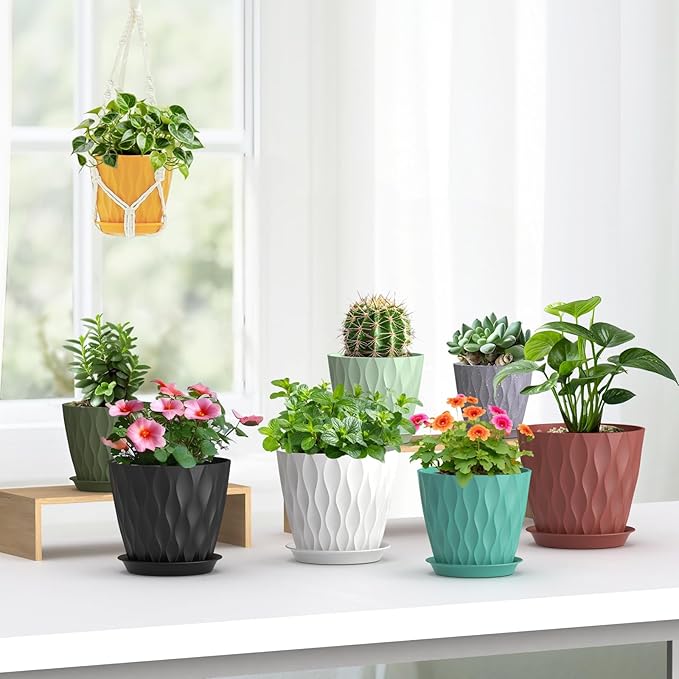 7/6.5/6/5.5/5/4.5/4 inch Plant Pots for Indoor Outdoor Plants, 7 Pack Thick Flower Pots with Drainage Holes and Saucers, Modern Wave Texture Plastic Planter Pots for Nursery, Succulent, Green