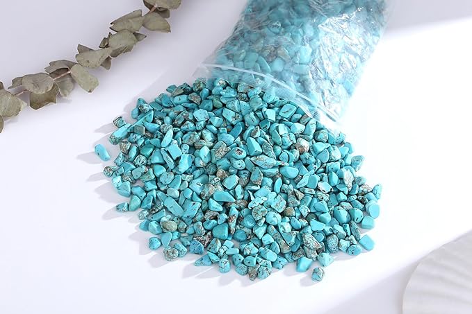 QINJIEJIE Turquoise Crystals Chips Natural Stone Gravel Bulk Crushed Rocks Pieces Polished Quartz Stone 0.55Lbs Decorative Fish Tank Pebbles Vase Filler Irregular Shaped Tumbled Gemstone for Home
