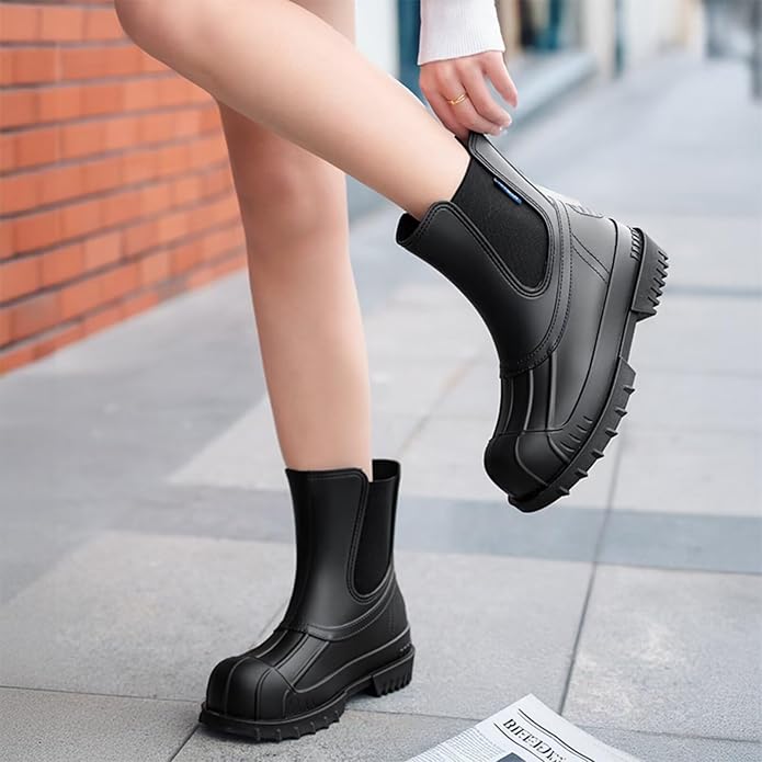Short Rain Boots Women Waterproof Ankle Rainboots Fashion Chelsea Boots Non-Slip Garden Shoes for Outdoor Work Booties
