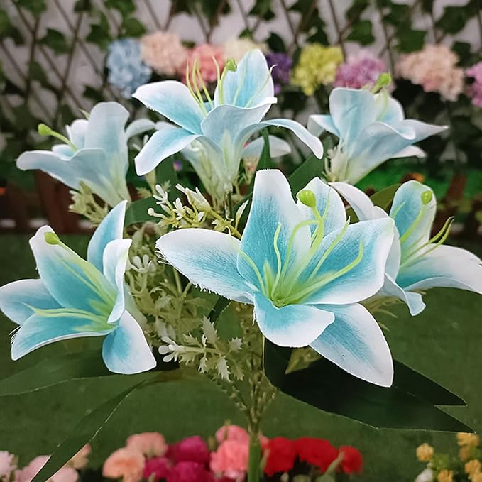 Garden Solar Lights Flowers, Automatic Lighting at Night, Waterproof Garden Decor for Yard Patio Pathway Lawn, Gardening Gifts for Women, Christmas Decoration, 7 Flowers (Lily - Blue, 1)