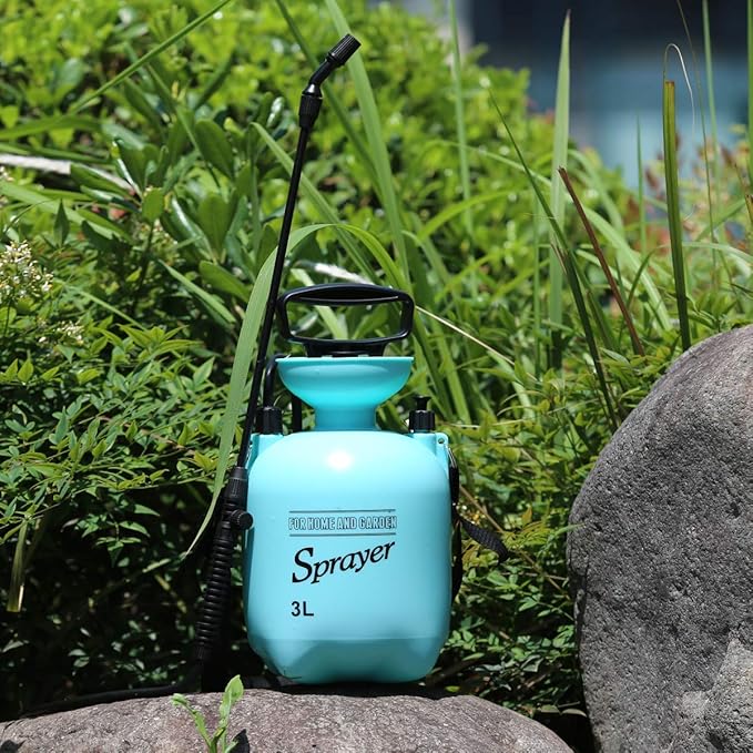 CLICIC Lawn and Garden Portable Sprayer 0.8 Gallon / 3 L - Pump Pressure Sprayer Includes Shoulder Strap.