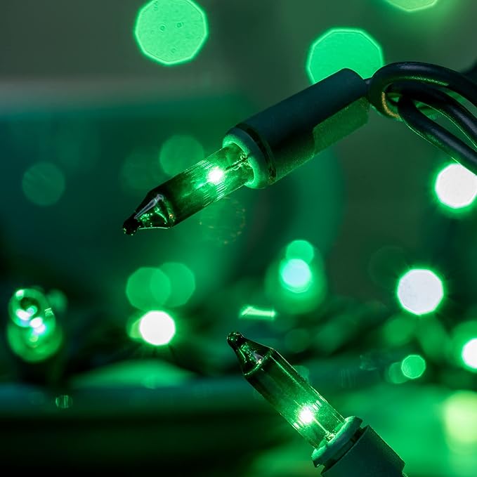 YULETIME 200 Green Christmas Lights, Pack of 2 Strands of 21 ft 100 Count UL Certified Incandescent Mini String Light (Green - Green Wire)