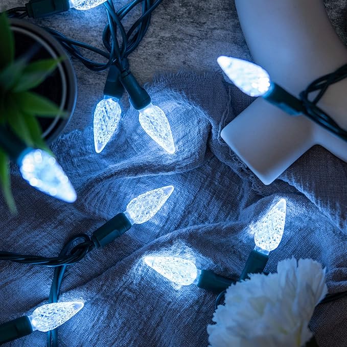 YULETIME Cool White One-Piece C6 Strawberry Christmas Lights 140 Count 71 Feet, 2 Sets 70 LED 35.5 ft High Waterproof UL Certified String Light (Cool White)