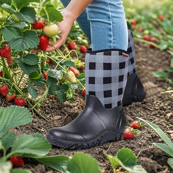 Showave Women’s Garden Boots Rubber Rain Boots For Women Waterproof Mud Boot Gardening Yard Boot For Farming Working Outdoor