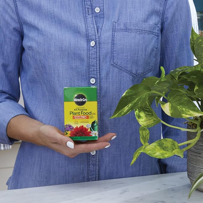 Miracle-Gro Water Soluble All Purpose Plant Food, Fertilizer for Indoor or Outdoor Flowers, Vegetables or Trees, 8 oz.