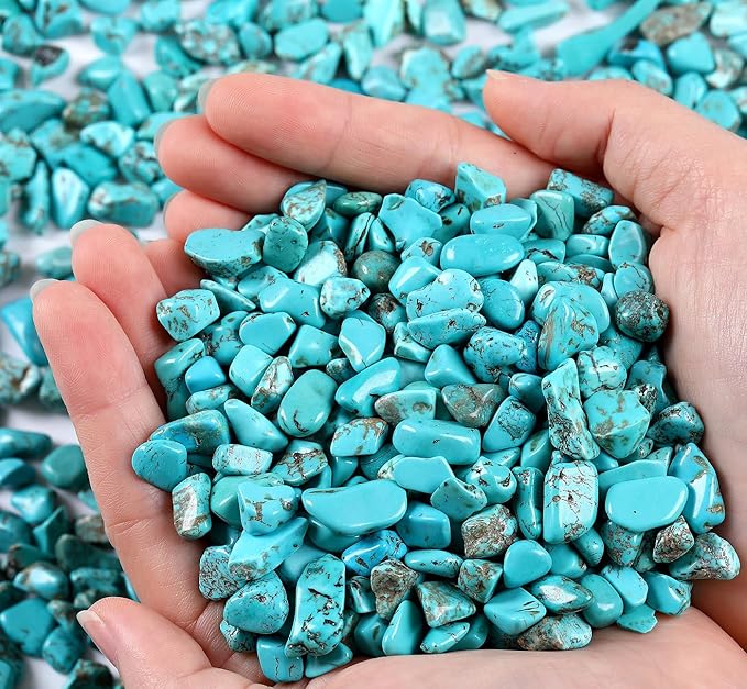 QINJIEJIE Turquoise Crystals Chips Natural Stone Gravel Bulk Crushed Rocks Pieces Polished Quartz Stone 0.55Lbs Decorative Fish Tank Pebbles Vase Filler Irregular Shaped Tumbled Gemstone for Home