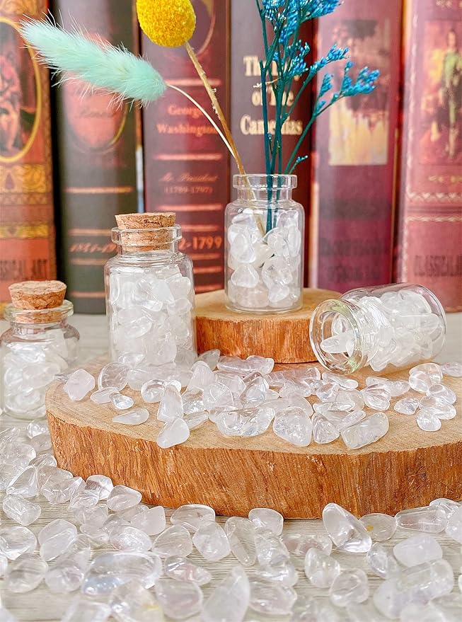 Clear Quartz Crystals Tumbled Stones Polished Rocks Chips Stone Crushed Crystal Healing Natural Gem Gravel Home Decoration mini Aquarium Tank Plants Small Vase Filler Landscape Bottom Ornament 250G