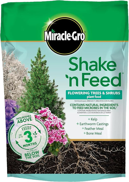 Miracle-Gro Shake 'N Feed Flowering Trees and Shrubs Plant Food, For In-Ground and Container Plants, Acid-Loving Flowering Plants, 8 lbs.