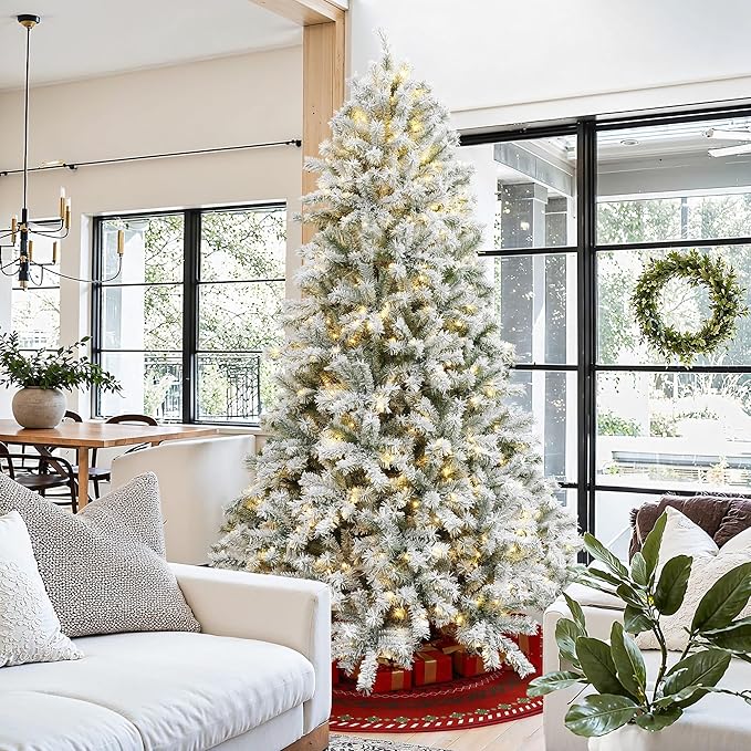 LuxenHome 7.5FT Christmas Tree with Lights, Flocked Artificial Christmas Tree with 8 Lighting Functions, 1516 PVC Tips, 700 Warm White Lights, Prelit Xmas Trees for Indoor and Outdoor Holiday Decor