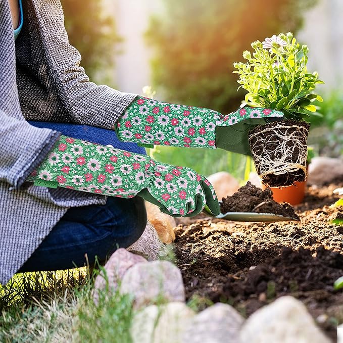 Gardening Gloves for Women,1 Pair of OIZEN Long Sleeve Thorn Proof Garden Gloves for yard, Gardening Gifts for Women (Medium)