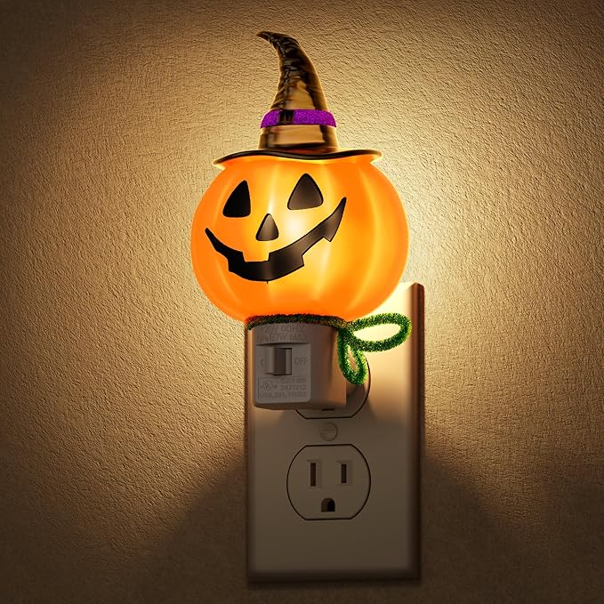 DORESshop Pumpkin Halloween Night Light, 3000K Night Lights Plug into Wall, Plug in Nightlight with 360° Rotatable, Cute & Funny Halloween Decor Night Light for kids,Party,Pumpkin Decor,1 Pack